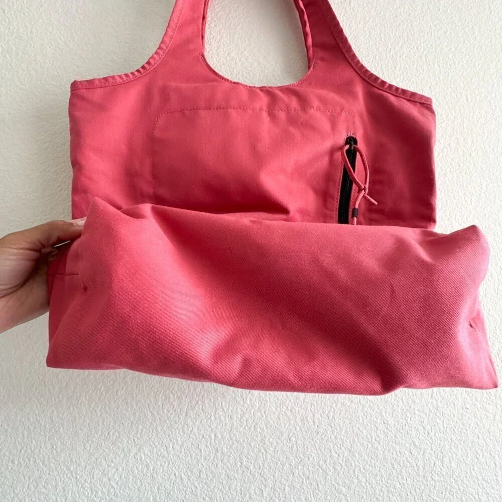 Crumpler the Relish Tote bag Salmon Pink